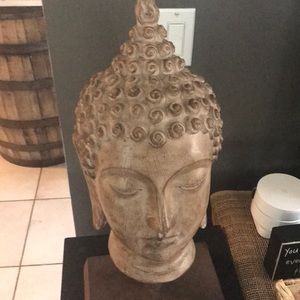 Meet your Posher, Suzanne